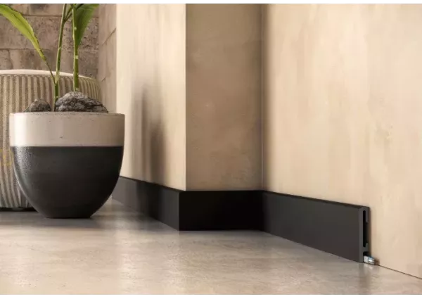 PF080B DuroFit Premium Floor Listwa czarna 8 cm